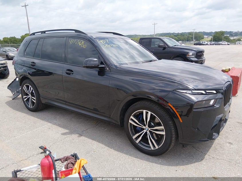 2025 BMW X7 VIN 5UX23EM02S9W78303 — IAAI salvage auction photo