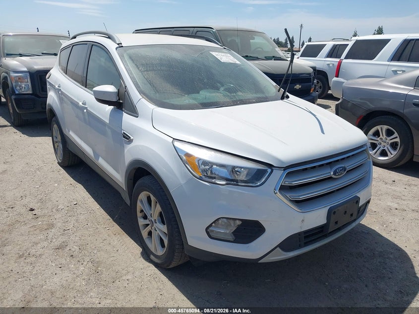2018 Ford Escape VIN 1FMCU9GDXJUD08555 — IAAI salvage auction photo
