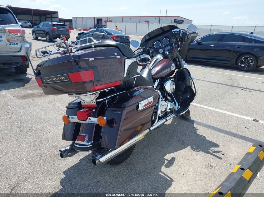 2005 Harley-davidson Flhtcui VIN 1HD1FCW175Y642923 IAAI salvage auction — FRONT END, Salvage (Indiana), sold $1,800 on 2026-09-03 (photo 4)