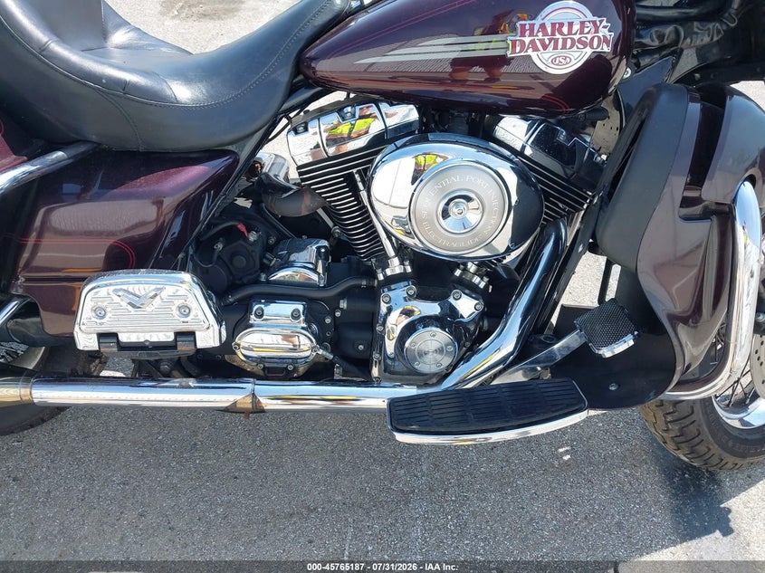 2005 Harley-davidson Flhtcui VIN 1HD1FCW175Y642923 IAAI salvage auction — FRONT END, Salvage (Indiana), sold $1,800 on 2026-09-03 (photo 8)