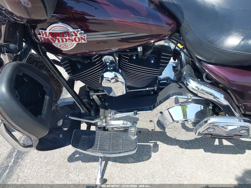 2005 Harley-davidson Flhtcui VIN 1HD1FCW175Y642923 IAAI salvage auction — FRONT END, Salvage (Indiana), sold $1,800 on 2026-09-03 (photo 9)