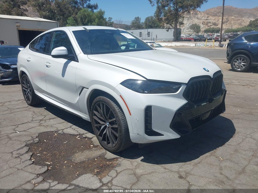 2024 BMW X6 VIN 5UX33EX00R9U86601 — IAAI salvage auction photo