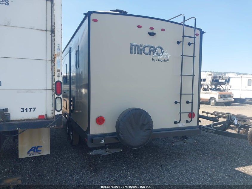 2019 Flagstaff Other VIN 4X4TFLA25KD425636 IAAI salvage auction — UNKNOWN, Bill Of Sale (Washington), sold $10,400 on 2026-08-11 (photo 3)
