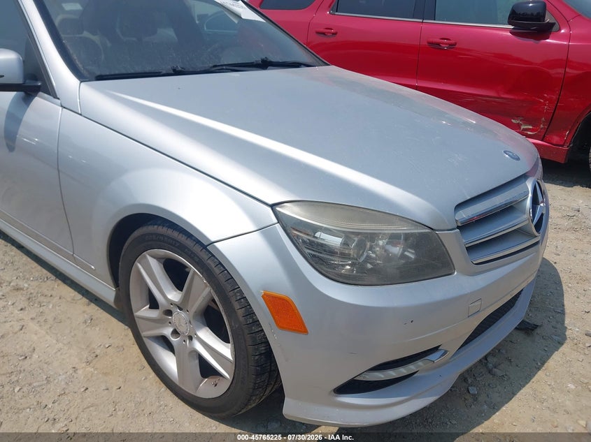 2011 Mercedes-benz C class VIN WDDGF5EB5BR133698 IAAI salvage auction — NORMAL WEAR, Clear (Georgia), sold $725 on 2026-08-13 (photo 6)