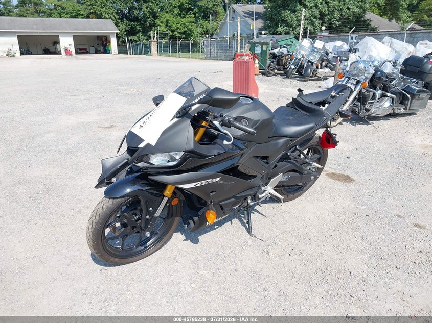 2019 Yamaha Yzf VIN MH3RH17Y6KK001731 IAAI salvage auction — ROLLOVER, Salvage (Ohio), sold $775 on 2026-09-08 (photo 2)