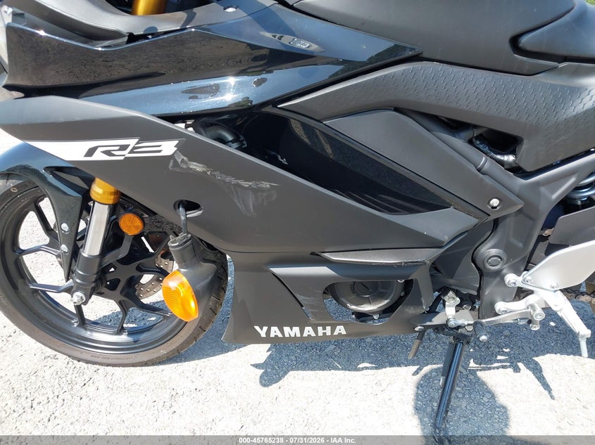 2019 Yamaha Yzf VIN MH3RH17Y6KK001731 IAAI salvage auction — ROLLOVER, Salvage (Ohio), sold $775 on 2026-09-08 (photo 9)