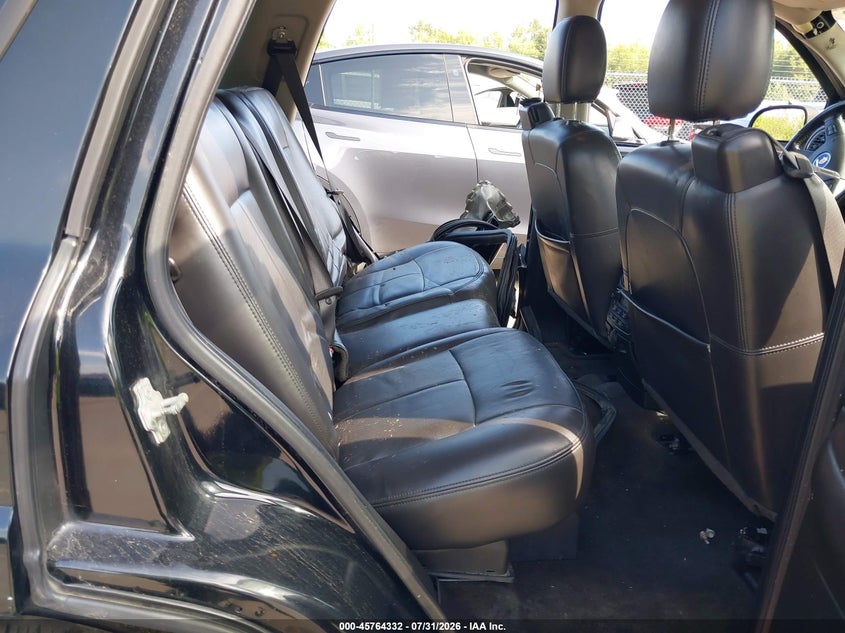 2008 Saab 9-7x VIN 5S3ET13M582800014 IAAI salvage auction — SIDE, Salvage (Connecticut), sold $425 on 2026-08-13 (photo 8)