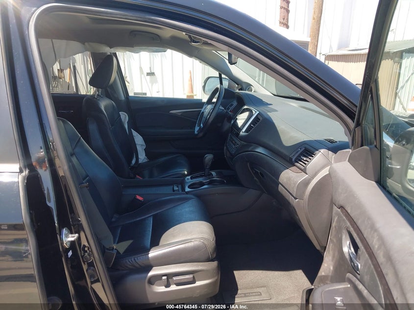 2018 Honda Pilot VIN 5FNYF5H57JB001650 IAAI salvage auction — REAR END, Salvage Title, sold $4,250 on 2026-08-06 (photo 5)