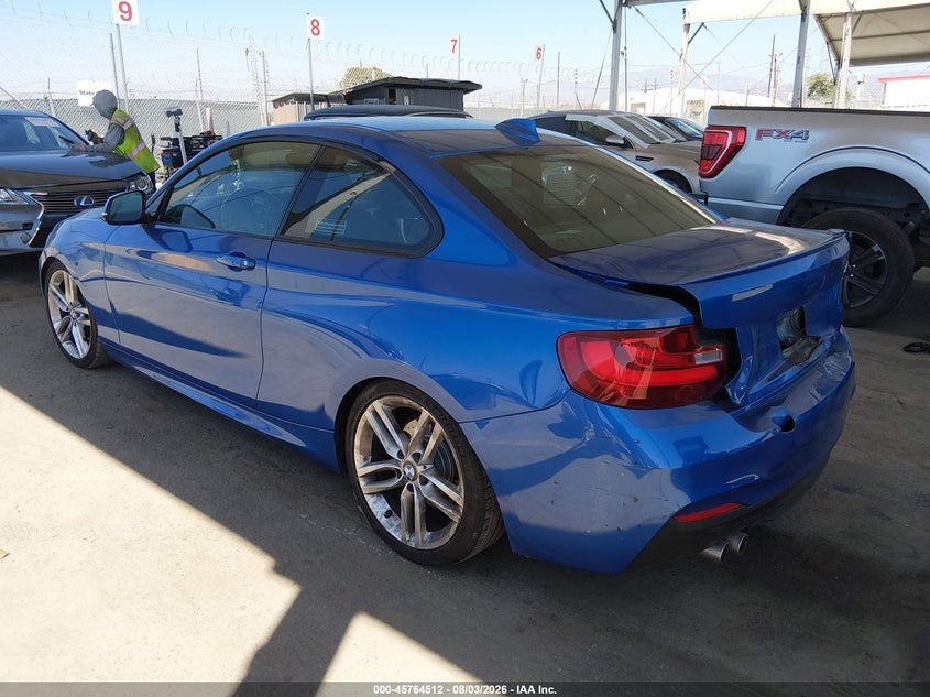 2015 BMW 2er VIN WBA1F9C53FVW98532 IAAI salvage auction — REAR END, Salvage (California), sold $4,100 on 2026-08-19 (photo 3)