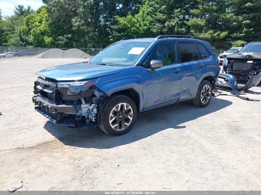 2025 Subaru Forester VIN JF2SLDBC4SH548927 IAAI salvage auction — FRONT & REAR, Wait Title, sold $8,300 on 2026-09-14 (photo 2)