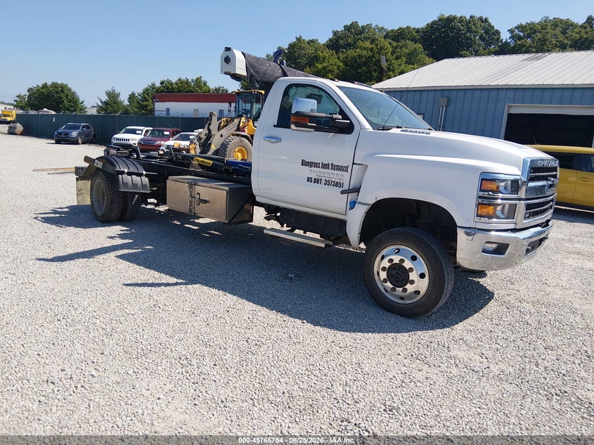 2023 Chevrolet Silverado VIN 1HTKJPVM2PH481913 IAAI salvage auction — UNKNOWN, Salvage (Idaho), sold $32,250 on 2026-09-28 (photo 1)