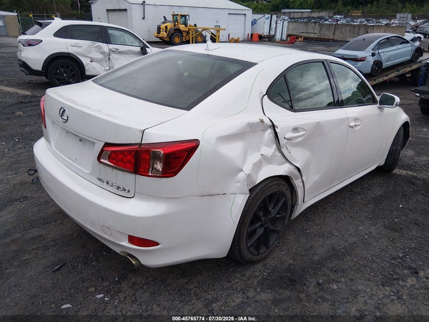 2012 Lexus Is 350 VIN JTHCE5C21C5002726 IAAI salvage auction — NORMAL WEAR, Clear (Pennsylvania), sold $1,225 on 2026-08-27 (photo 4)