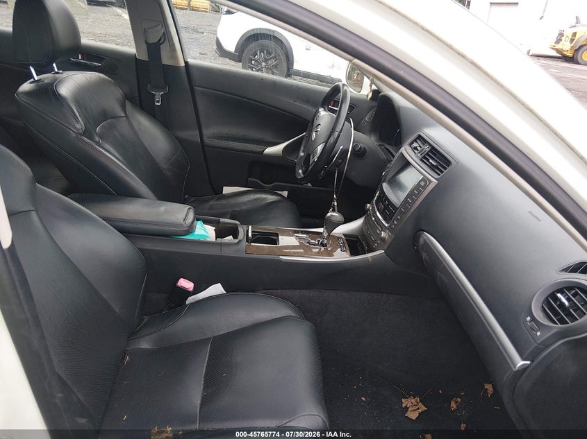 2012 Lexus Is 350 VIN JTHCE5C21C5002726 IAAI salvage auction — NORMAL WEAR, Clear (Pennsylvania), sold $1,225 on 2026-08-27 (photo 5)