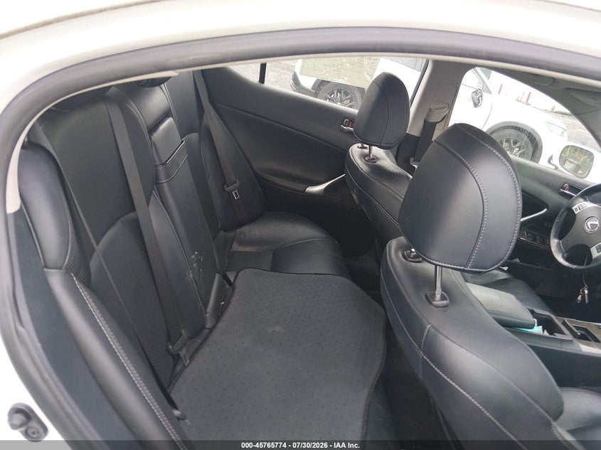 2012 Lexus Is 350 VIN JTHCE5C21C5002726 IAAI salvage auction — NORMAL WEAR, Clear (Pennsylvania), sold $1,225 on 2026-08-27 (photo 8)