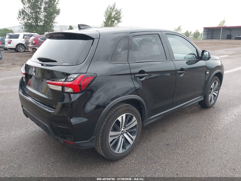 2024 Mitsubishi Outlander VIN JA4ARUAU5RU009473 IAAI salvage auction — NORMAL WEAR, Salvage Title, sold $11,000 on 2026-08-22 (photo 4)