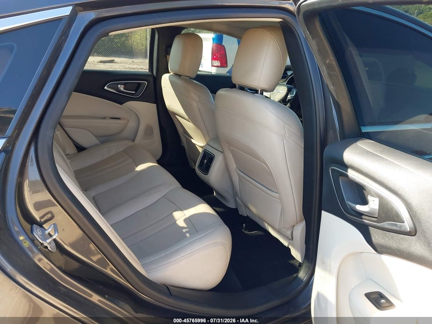 2015 Chrysler 200 VIN 1C3CCCCG7FN665377 IAAI salvage auction — REAR END, Salvage Title, sold $650 on 2026-08-27 (photo 8)