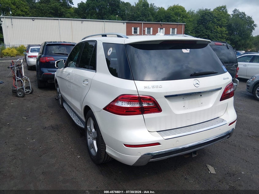 2013 Mercedes-benz M-klasse VIN 4JGDA7DB0DA181549 IAAI salvage auction — LEFT FRONT, Clear (Massachusetts), sold $2,800 on 2026-08-05 (photo 3)