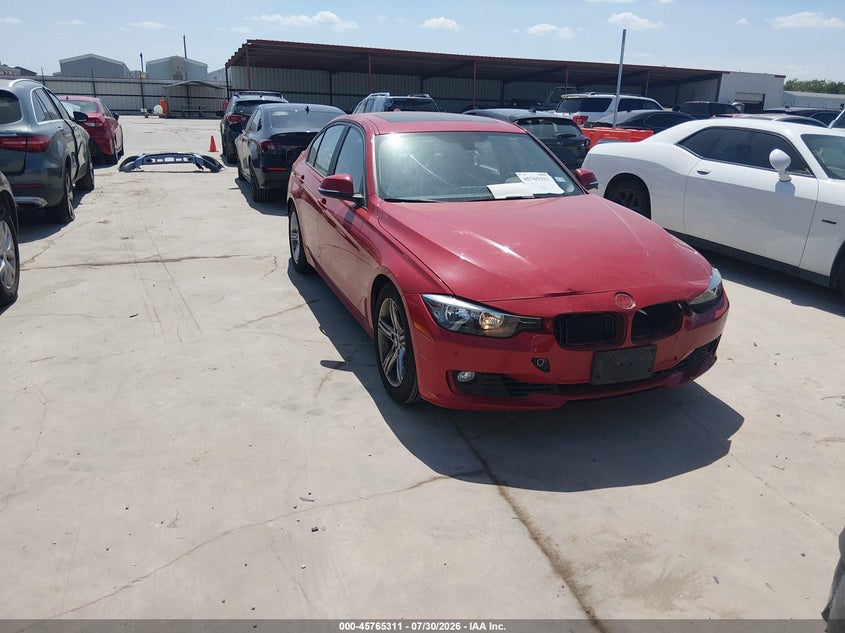 2013 BMW 3er VIN WBA3A5G58DNP23271 IAAI salvage auction — NORMAL WEAR, Original (Texas), sold $2,050 on 2026-08-11 (photo 1)