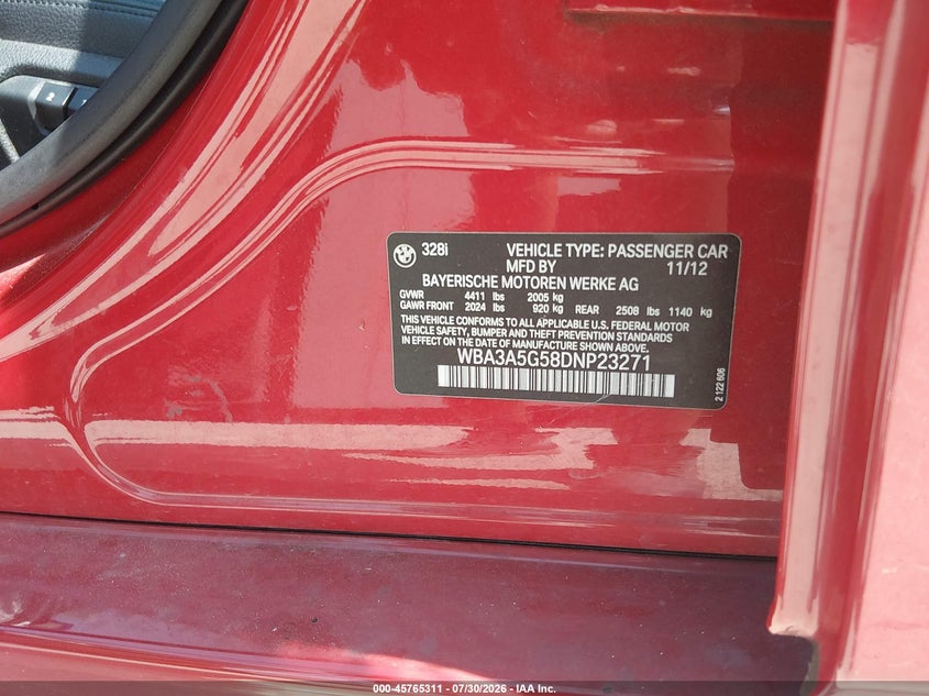 2013 BMW 3er VIN WBA3A5G58DNP23271 IAAI salvage auction — NORMAL WEAR, Original (Texas), sold $2,050 on 2026-08-11 (photo 9)