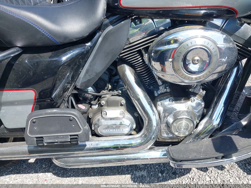 2011 Harley-davidson Flhtcu VIN 1HD1FC416BB659567 IAAI salvage auction — LEFT SIDE, Clear (Indiana), sold $2,500 on 2026-09-26 (photo 8)