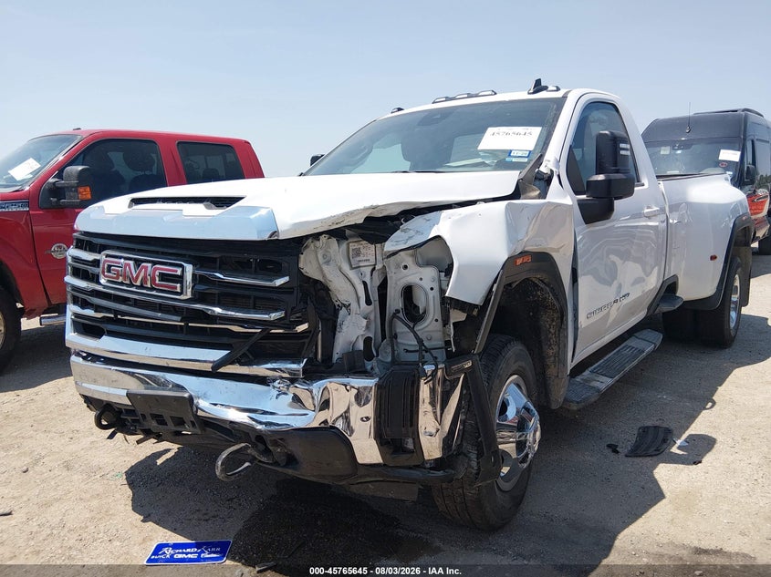 2024 Gmc VIN 1GT39TEY6RF260917 IAAI salvage auction — FRONT END, Wait Title, sold $28,200 on 2026-10-06 (photo 6)