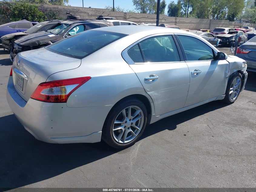 2010 Nissan Maxima VIN 1N4AA5AP1AC851725 IAAI salvage auction — SIDE, Salvage Certificate (California), sold $1,350 on 2026-08-20 (photo 4)