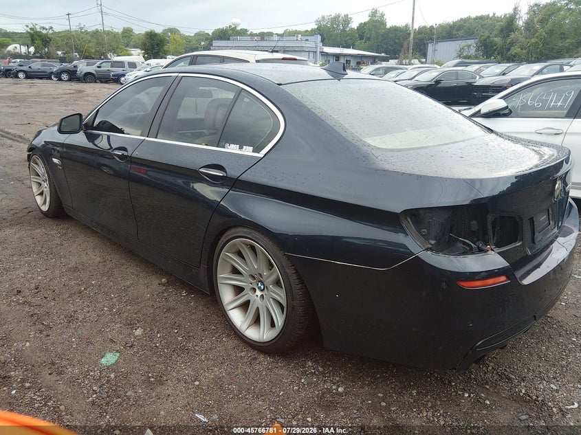 2011 BMW 5 series VIN WBAFU7C55BC777822 IAAI salvage auction — NORMAL WEAR, Clear (Rhode Island), sold $125 on 2026-08-04 (photo 3)