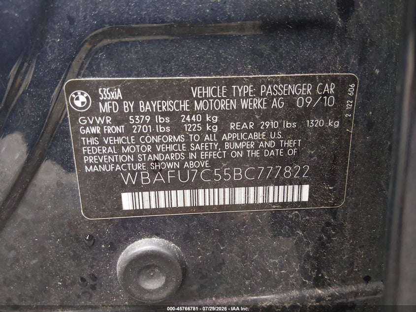 2011 BMW 5 series VIN WBAFU7C55BC777822 IAAI salvage auction — NORMAL WEAR, Clear (Rhode Island), sold $125 on 2026-08-04 (photo 9)