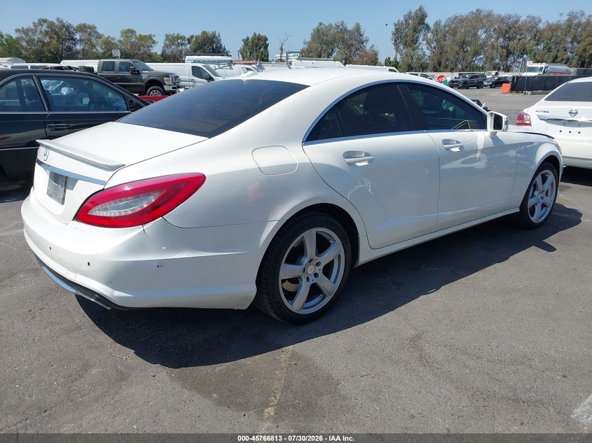 2014 Mercedes-benz Cls-klasse VIN WDDLJ7DB6EA125767 IAAI salvage auction — LEFT SIDE, Salvage Title, sold $1,750 on 2026-08-13 (photo 4)