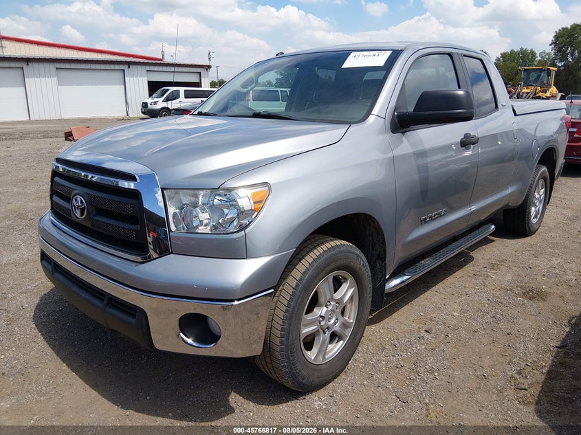 2011 Toyota Tundra VIN 5TFUM5F13BX020398 IAAI salvage auction — FRONT END, Salvage (Ohio), sold $7,100 on 2026-08-22 (photo 2)