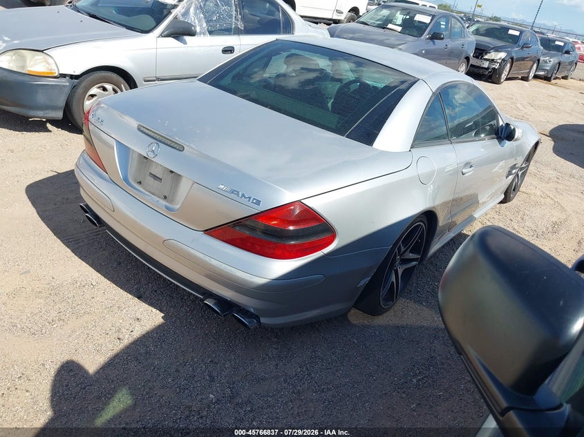 2004 Mercedes-benz Sl-klasse amg VIN WDBSK74F54F071819 IAAI salvage auction — NORMAL WEAR, Clear-Dealer Only (Arizona), sold $4,650 on 2026-08-20 (photo 4)