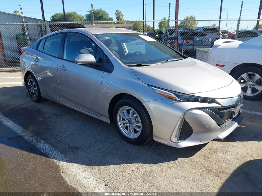 2021 Toyota Prius VIN JTDKAMFP7M3194791 — IAAI salvage auction photo