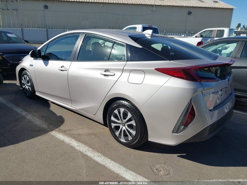 2021 Toyota Prius VIN JTDKAMFP7M3194791 IAAI salvage auction — UNKNOWN, Salvage Title, sold $13,450 on 2026-08-18 (photo 3)