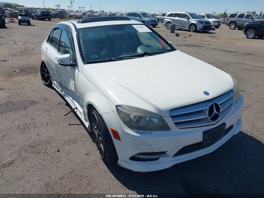 2011 Mercedes-benz C class VIN WDDGF5EB0BR150618 IAAI salvage auction — RIGHT SIDE, Salvage (California), sold $425 on 2026-08-19 (photo 1)