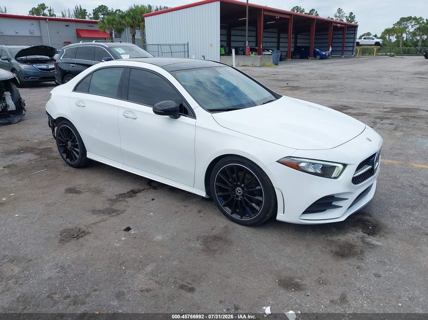 2022 Mercedes-benz A-klasse VIN W1K3G4EB2NJ368438 — IAAI salvage auction photo