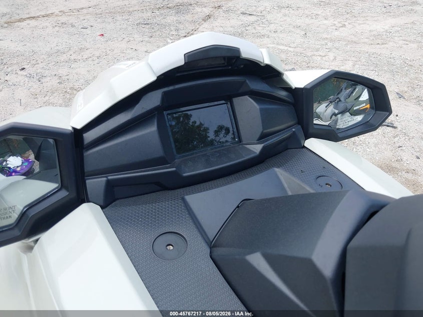 2025 Yamaha VIN 00000YAMA3875H425 IAAI salvage auction — FRONT END, Wait Title, sold $8,100 on 2026-08-18 (photo 7)