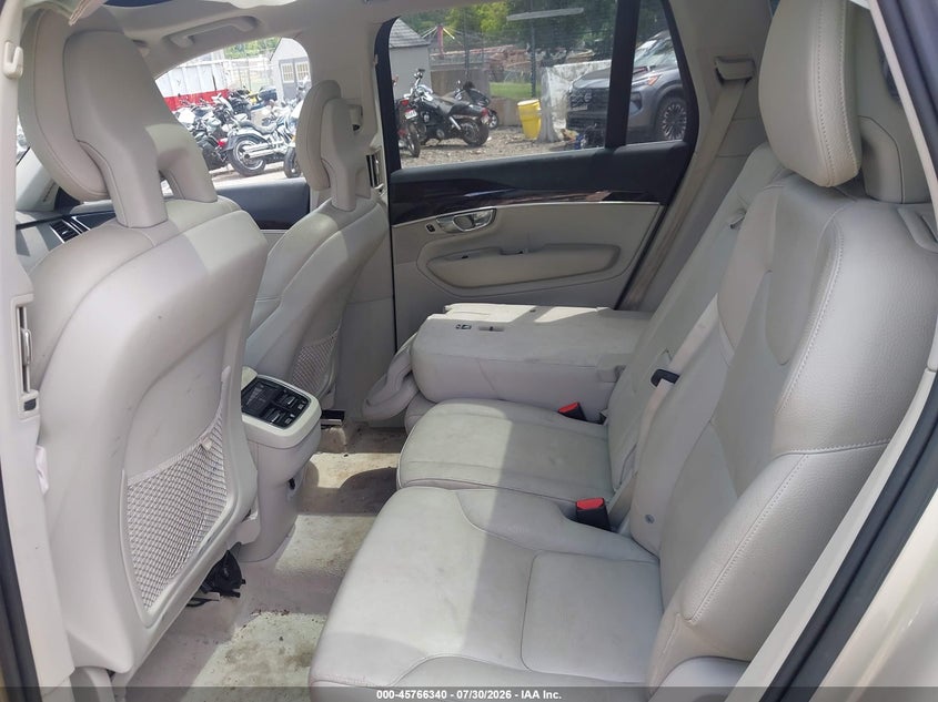 2016 Volvo Xc90 VIN YV4A22PK9G1038636 IAAI salvage auction — LEFT REAR, Salvage Title, sold $4,950 on 2026-08-21 (photo 8)