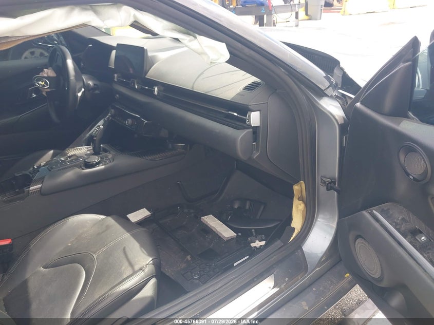 2022 Toyota Supra VIN WZ1DB0C09NW052434 IAAI salvage auction — ALL OVER, Salvage Title, sold $5,550 on 2026-08-06 (photo 5)