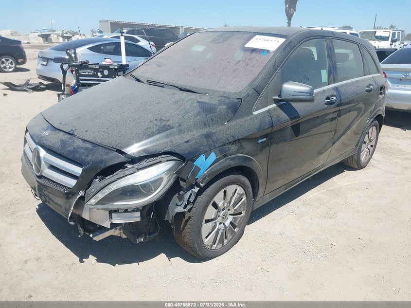 2017 Mercedes-benz VIN WDDVP9AB2HJ016718 IAAI salvage auction — UNKNOWN, Salvage Title, sold $525 on 2026-08-12 (photo 2)