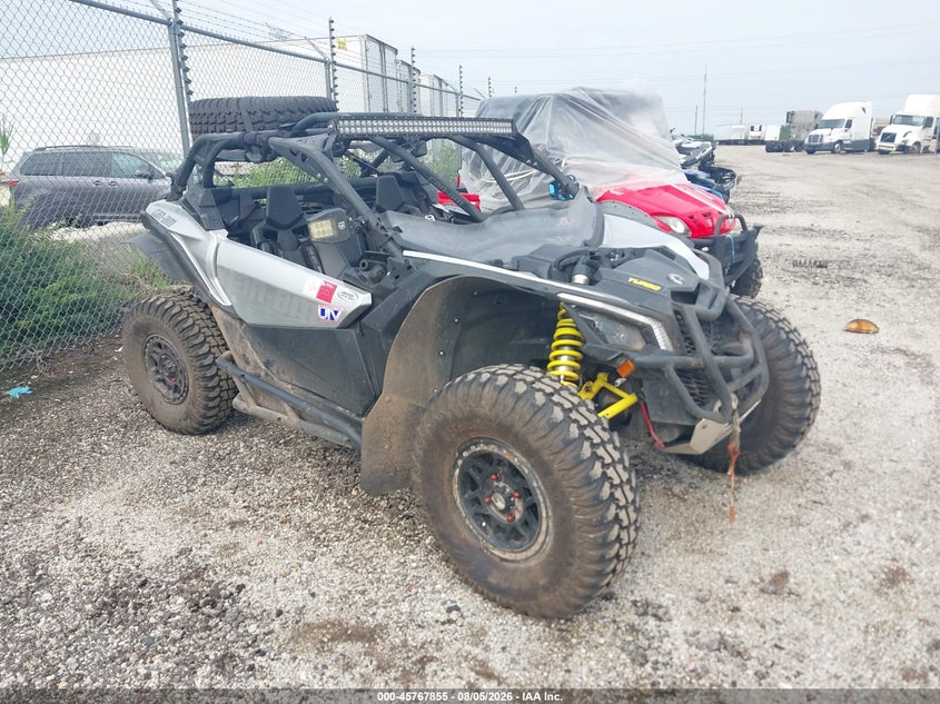 2019 Can-am/ brp Maverick VIN 3JBVGAY44KK002959 — IAAI salvage auction photo