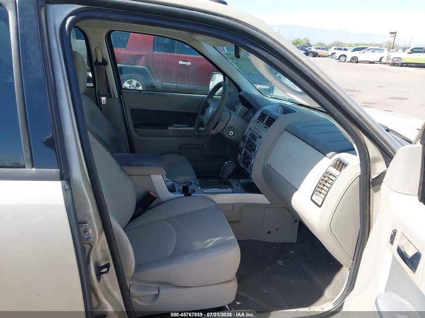 2011 Mercury Mariner VIN 4M2CN8B77BKJ06289 IAAI salvage auction — FRONT & REAR, Salvage (Arizona), sold $550 on 2026-10-05 (photo 5)
