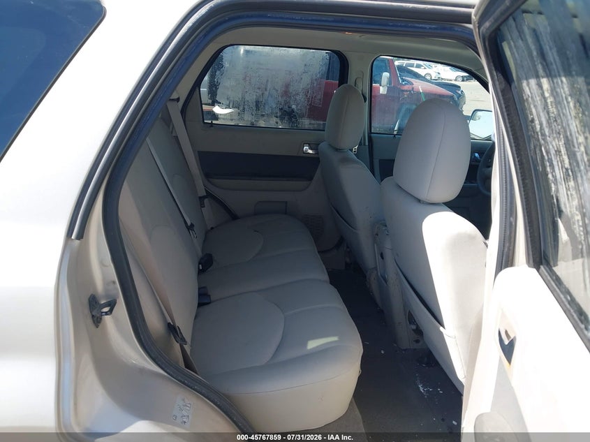 2011 Mercury Mariner VIN 4M2CN8B77BKJ06289 IAAI salvage auction — FRONT & REAR, Salvage (Arizona), sold $550 on 2026-10-05 (photo 8)