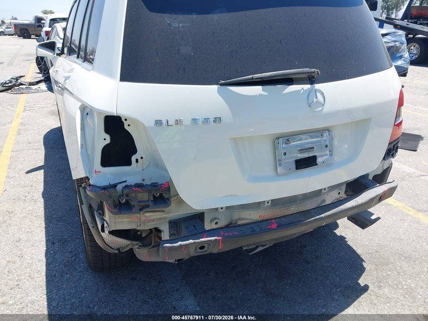 2010 Mercedes-benz Glk-class VIN WDCGG5GB6AF376886 IAAI salvage auction — REAR END, Salvage (California), sold $1,550 on 2026-08-13 (photo 6)