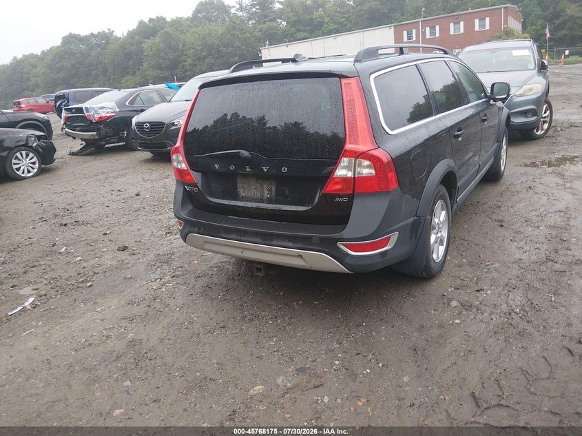2013 Volvo Xc70 VIN YV4940BZ8D1161913 IAAI salvage auction — NORMAL WEAR, Salvage Title, sold $425 on 2026-08-11 (photo 4)