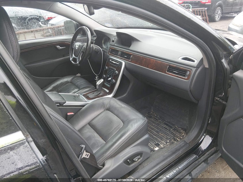 2013 Volvo Xc70 VIN YV4940BZ8D1161913 IAAI salvage auction — NORMAL WEAR, Salvage Title, sold $425 on 2026-08-11 (photo 5)