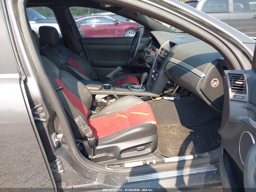 2008 Pontiac G8 VIN 6G2EC57Y68L121056 IAAI salvage auction — WATER/FLOOD, Salvage (Tennessee), sold $925 on 2026-09-08 (photo 5)