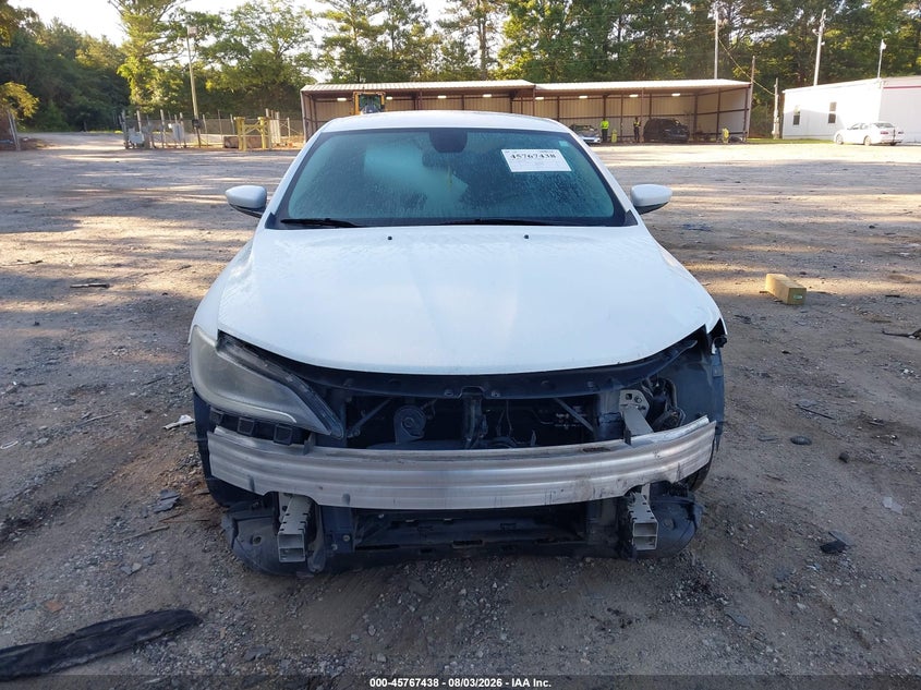 2015 Chrysler 200 VIN 1C3CCCAB8FN587442 IAAI salvage auction — FRONT END, Salvage (Georgia), sold $750 on 2026-08-28 (photo 6)