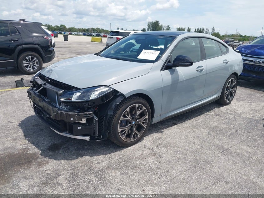 2026 BMW 2er VIN WBA23GG07T7V25144 IAAI salvage auction — FRONT & REAR, Wait Title, sold $18,175 on 2026-08-26 (photo 2)