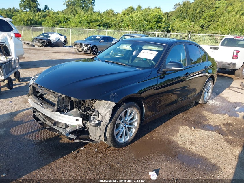 2017 BMW 3er VIN WBA8E1G35HNU15451 IAAI salvage auction — FRONT END, Salvage Title, sold $2,500 on 2026-08-21 (photo 2)