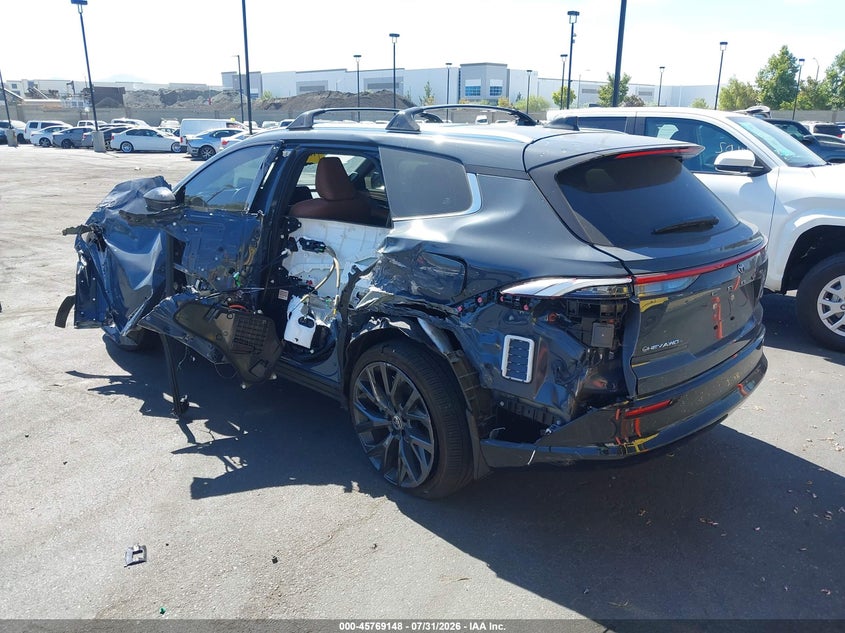 2025 Toyota Crown signia VIN JTDACAAJ0S3020565 IAAI salvage auction — LEFT SIDE, Salvage Title, sold $14,300 on 2026-09-04 (photo 3)